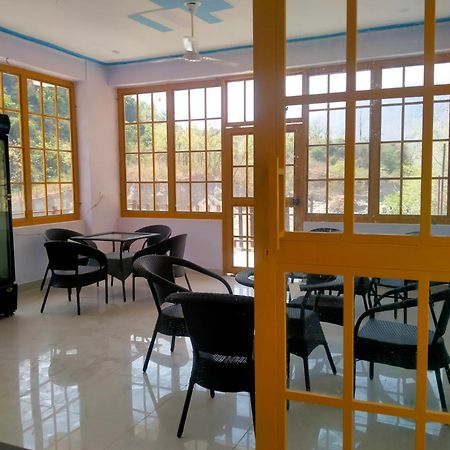 Manbhawan River Resort Kokhliyal Gaon Εξωτερικό φωτογραφία